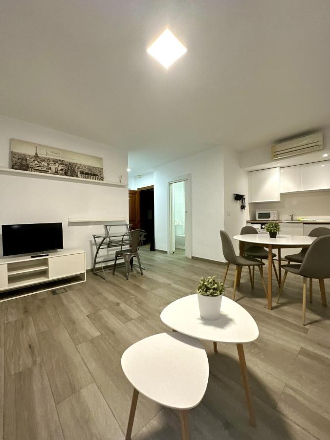 Urbe10 Santa Lucia 1 Bedroom Apartment 1A Малага Экстерьер фото