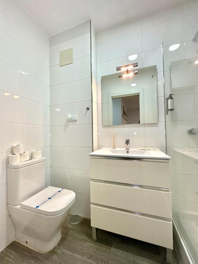 Urbe10 Santa Lucia 1 Bedroom Apartment 1A Малага Экстерьер фото